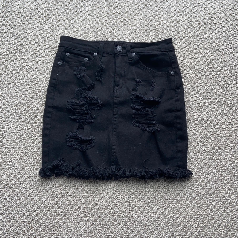 Black skirt